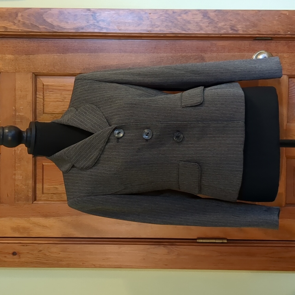 Evan-Picone pinstripe Suit! - Picture 2 of 11